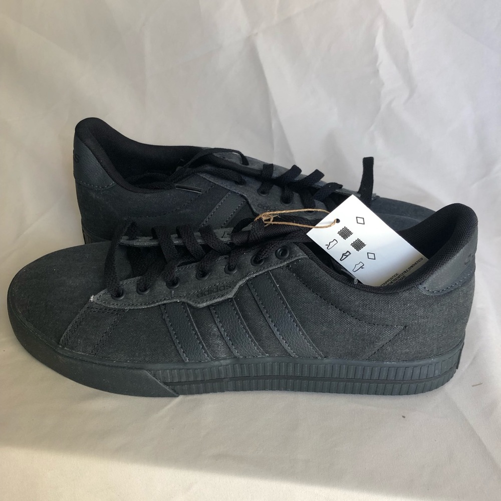 Adidas shoes👟